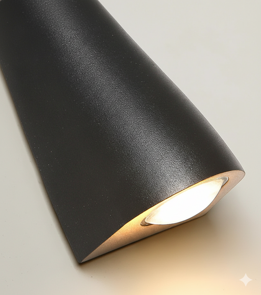 Modern Waterproof Indoor and Outdoor LED Wall Light